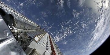 Starlink’in hareket halindeki araçlarda kullanılmasına onay