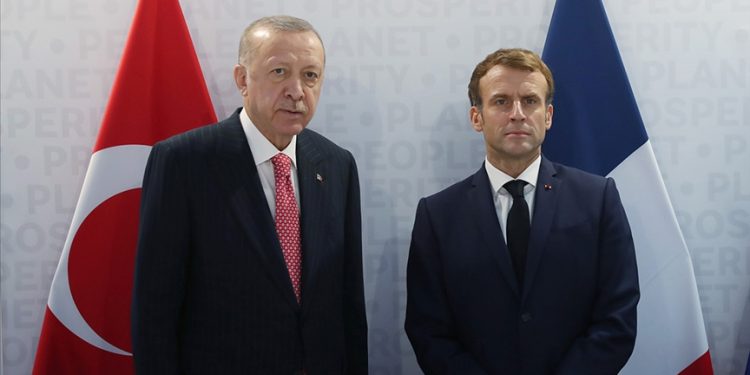 Erdoğan, Macron’la SAMP-T’yi görüştü