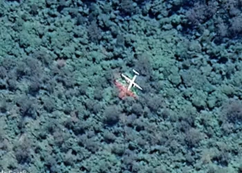 Yağmur ormanlarında rotasında olmayan uçak gözlemlendi