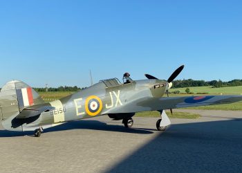 Çekya’da tarihi savaş uçağı düştü