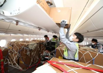 Yolcu uçakları artık kabinde kargo taşıyamayacak