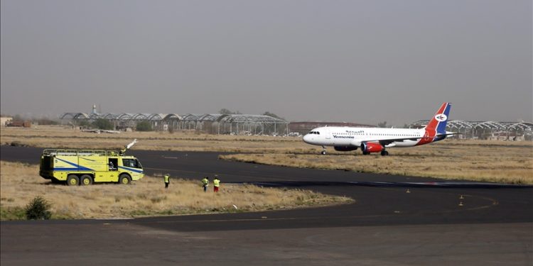 Yemen’deki havalimanında 7 yıl sonra uçuşlar yeniden başladı