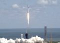 İlk defa bir Rus kozmonot taşıyan Space X uzaya fırlatıldı