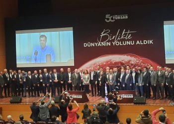 Yorumlayalım o halde genel kurulu; Nenemin sakalları…