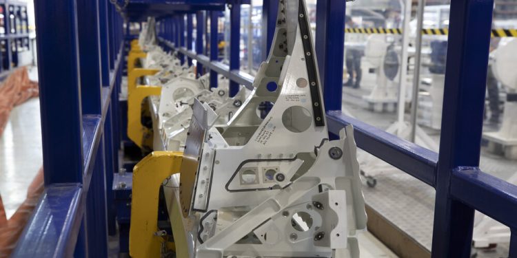 TUSAŞ “Başarılı İş Ortağı Ödülü” aldı