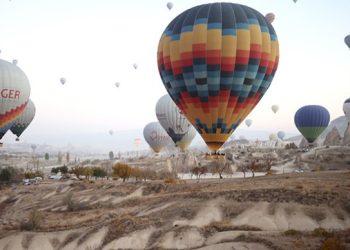 Kapadokya’daki balon uçuşlarında rekor turist sayısı