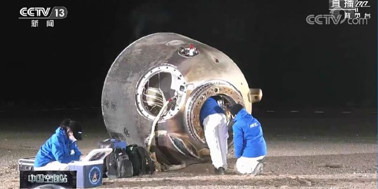 Çinli astronotlar 183 gün sonra Dünya’ya döndü