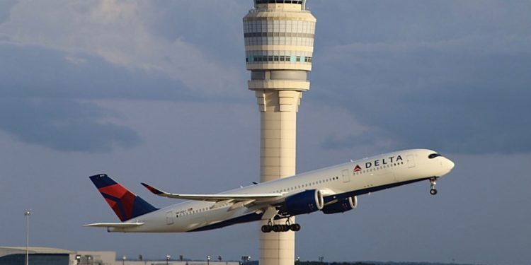 Dünyanın en işlek havalimanları belli oldu; İstanbul kaçıncı oldu?