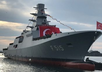 Türkiye üç milli fırkateyni eş zamanlı üretecek