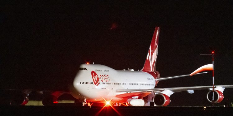 İngiltere’nin yörüngeye uydu gönderme denemesi başarısız oldu