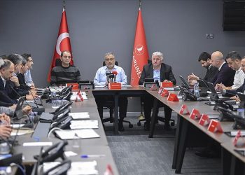 THY, deprem bölgesinden 240 sefer planladı