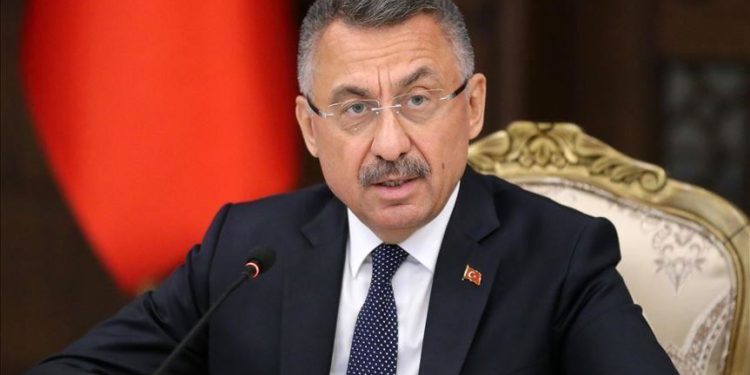 Fuat Oktay açıkladı: Deprem sonrası üç havalimanı uçuşlara kapatıldı