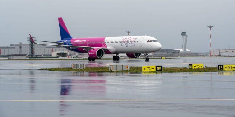 Wizz Air, İstanbul Havalimanı seferlerini başlattı