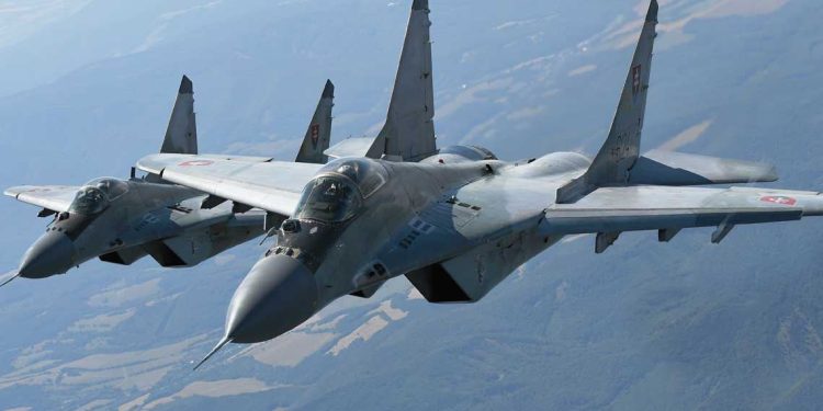 Slovakya’dan Ukrayna’ya 4 MiG-29 teslimatı