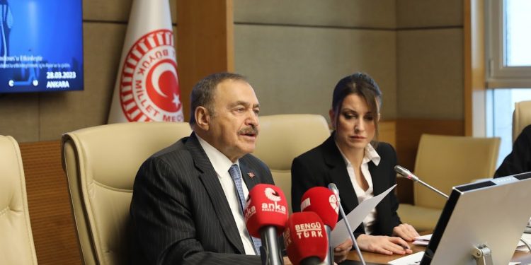 Eski Bakan Eroğlu’ndan Hatay Havalimanı itirafı