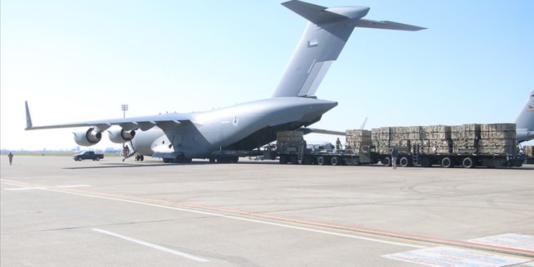 BAE’den Türkiye ve Suriye’deki depremzedelere 226 uçaklık yardım