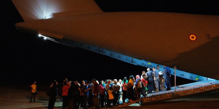 Türk vatandaşlarını Sudan’dan Koca Yusuf tahliye etti