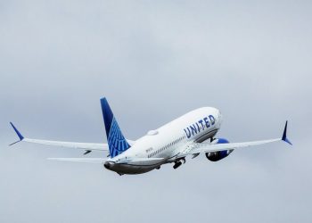 United Airlines 100’ncü Boeing 737 MAX’ı teslim aldı