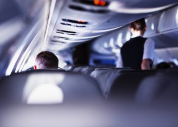 FAA, 2023’te FBI’a daha fazla asi yolcu vakası bildirdi