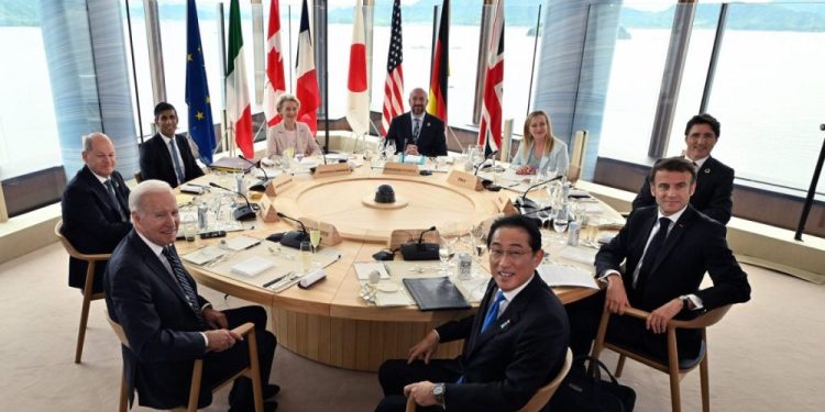 ABD’den Ukrayna’ya F-16 gönderilmesi planına destek