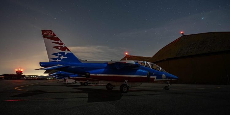 Patrouille de France’tan 70’nci yıla özel boyama