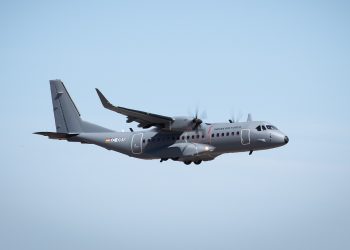 Hindistan için üretilen ilk C295 gökyüzü ile buluştu