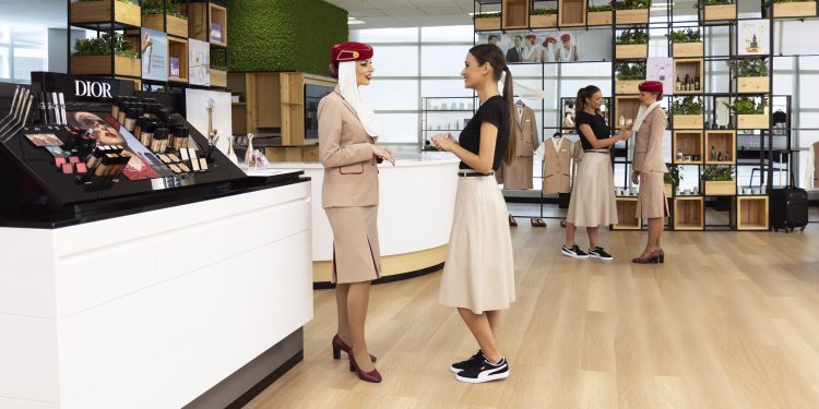 Emirates kabin ekibi için güzellik merkezi açtı