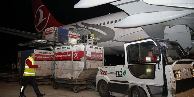 Yurt dışından Ankara’ya getirilen oylar ATO Congresium’a ulaştı