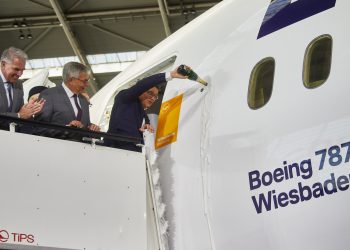 Lufthansa’nın 5’inci 787’sine “Wiesbaden” adı verildi