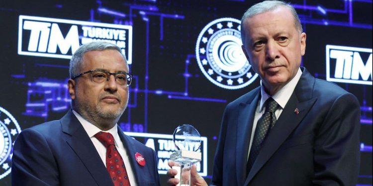 Erdoğan, THY Genel Kurulu öncesi Bolat ile görüşecek