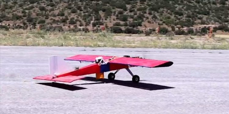 Yabancı uyruklu öğrenciler TEKNOFEST için İHA prototipi uçurdu