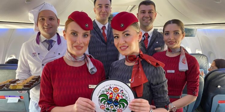 THY kabin memuru alımı devam ediyor: Başvuru süreci ve detaylar