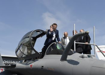 Cezayir, Fransa’nın hava sahası talebini reddetti iddiası