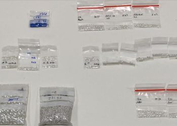 İstanbul Havalimanı’nda 30 milyon liralık pırlanta ele geçirildi