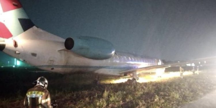 Üç ay içinde ikinci United Nigeria ERJ-145 uçağı Lagos pistinden çıktı