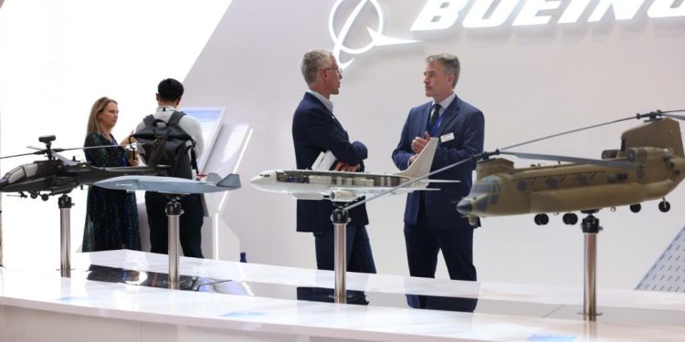 Boeing İngiltere’de Airbus Fransa’da söz sahibi!