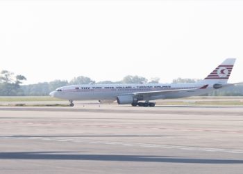 THY’den Berlin’e “50’nci yıl” özel uçuşu