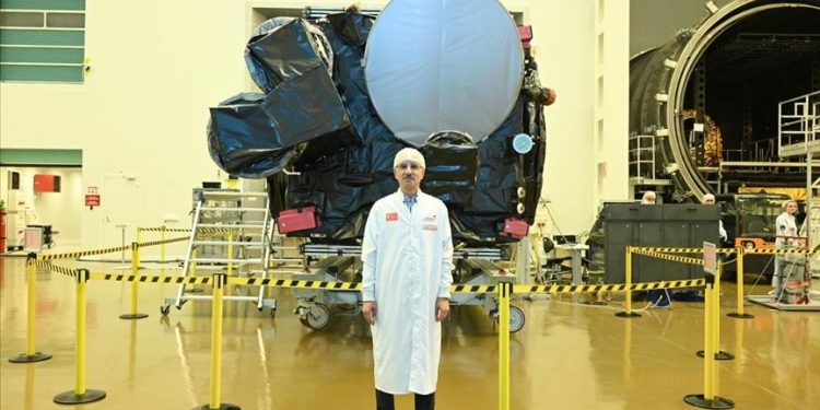 Türksat 6A’nın Haziran 2024’te uzaya fırlatılması bekleniyor