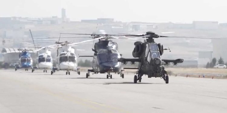 ATAK ve GÖKBEY helikopterleri Cumhuriyet’in 100. yılı için havalandı