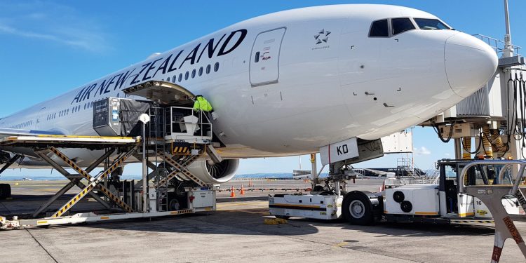Air New Zealand KOVİD-19 kredilerini iki yıl uzattı