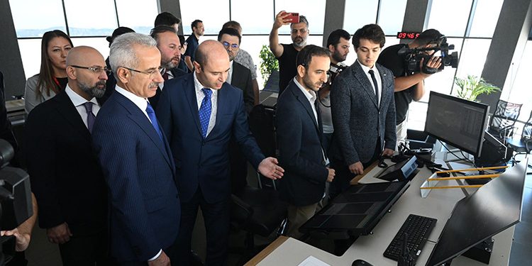 Akıllı siber istihbarat yazılımı havalimanlarını koruyacak