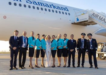 Özbek havayolu Air Samarkand ilk uçağına kavuştu