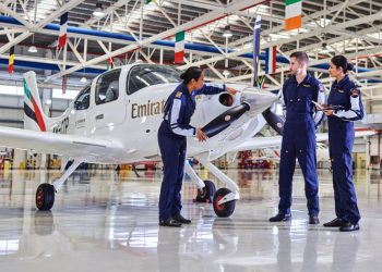 Emirates Uçuş Akademisi, dünyanın her yerinden pilot adaylarını eğitiyor