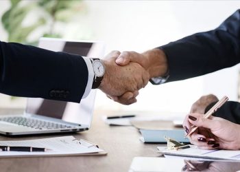 Turizmde maaş verilmez alınır!