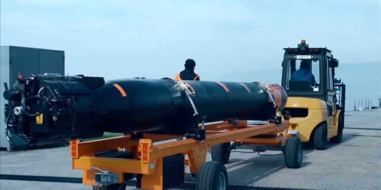 Milli ağır sınıf torpido AKYA tarihi bir ana tanıklık etti