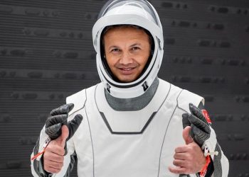 Alper Gezeravcı, güne yeni deneylerle başladı