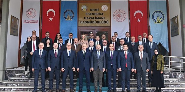 Havalimanlarındaki denetim hizmetleri masaya yatırıldı