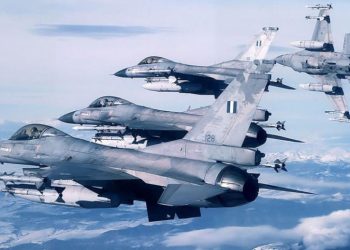 Komşu savaş uçaklarını Hindistan’a satmayı planlıyor