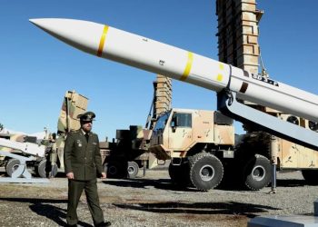 İran iki yeni hava savunma sistemini tanıttı