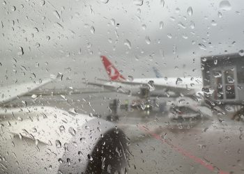 THY olumsuz hava nedeniyle seferleri iptal etti